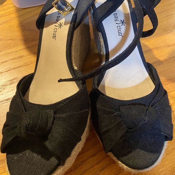 Montego Bay Club Shoes - Black Wedges - size 7 - great condition